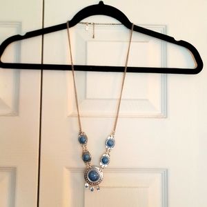 Express necklace